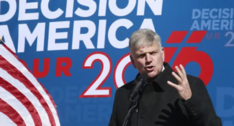 Franklin Graham: Vote for the ‘Least Heathen’ Candidate