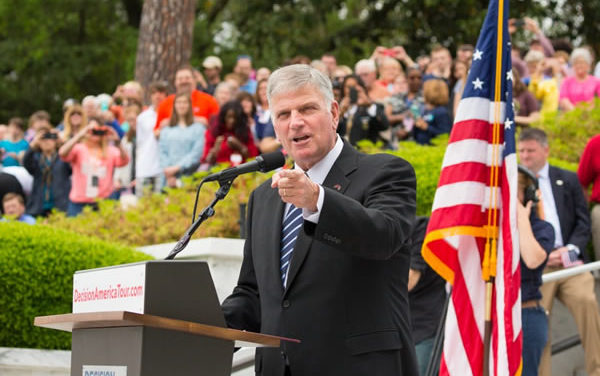 Franklin Graham: God Can Give Our Nation Favor